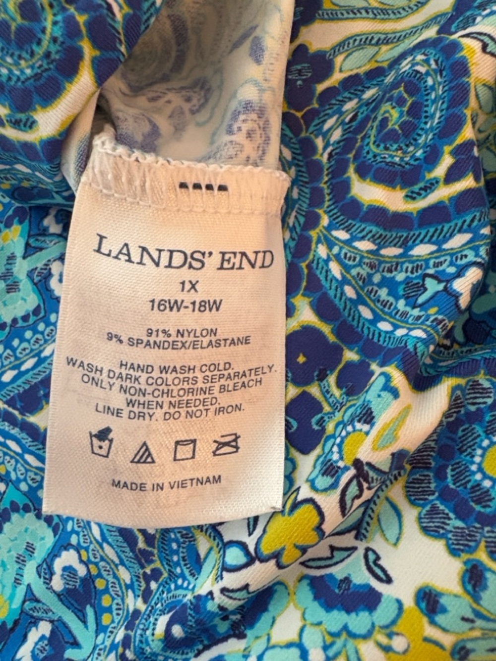 Land’s End Rash Guard Bundle ☀️ - Picture 8 of 8